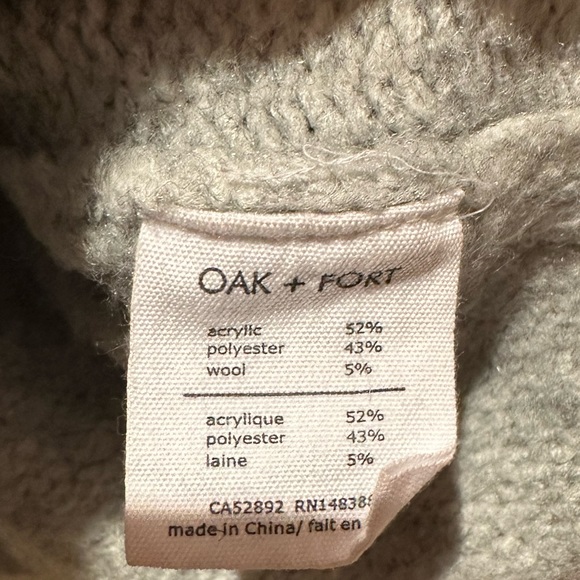 Oak + Fort - V-neck sweater with bell sleeve detail - Picture 4 of 4